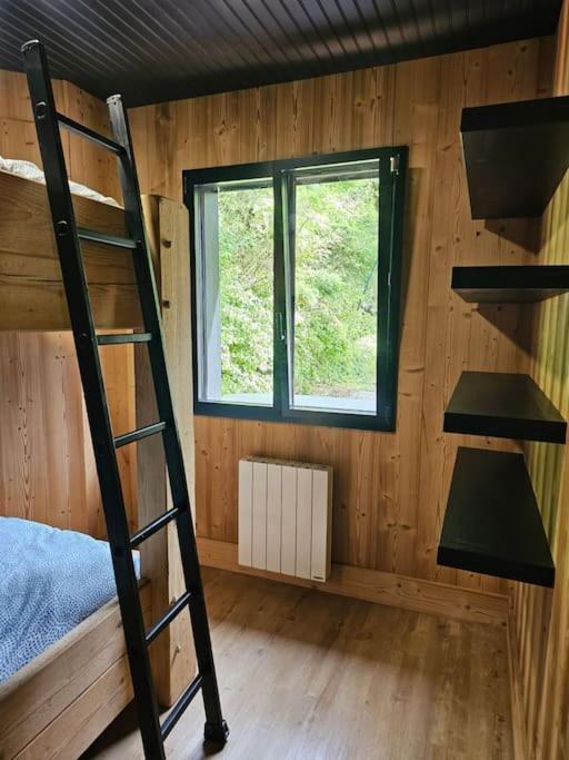 Chalet En Foret Avec Etang. Saint-Etienne-les-Remiremont Kültér fotó